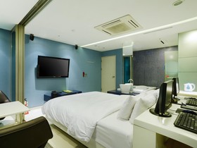 Lifestyle R Hotel