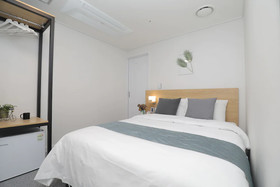 Line Hotel