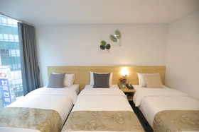 Line Hotel
