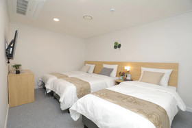 Line Hotel