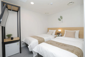 Line Hotel