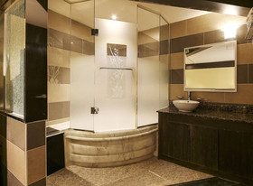 Hotel Signature