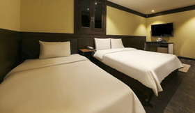 Hotel Signature