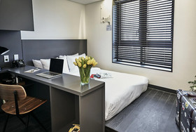 Jongno MakersXeppeuda Hotel