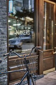Jongno MakersXeppeuda Hotel