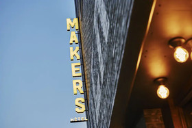 Jongno MakersXeppeuda Hotel