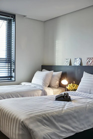 Jongno MakersXeppeuda Hotel