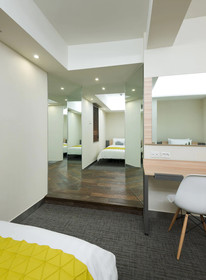 Metro Hotel