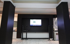 Mia Gallery