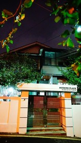 Modern Place Hostel