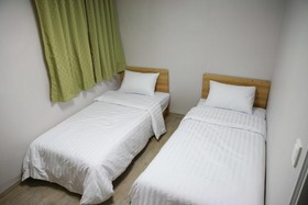 Moon's Hostel