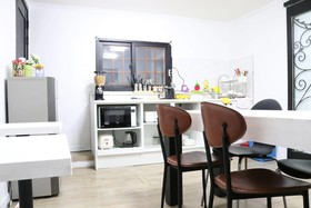 Moon's Hostel