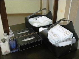 Motel B