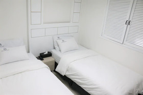 Must Stay Hotel