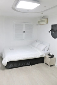 Must Stay Hotel