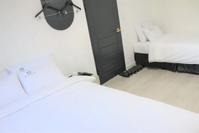 Must Stay Hotel