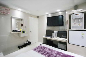 MW Hotel