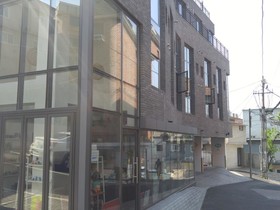 Myeongdong Artmonstay Guesthouse