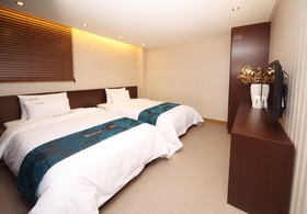 Namsan Hill Hotel