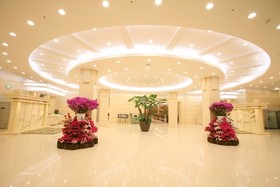 New Hilltop Hotel