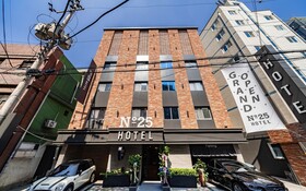 No 25 Hotel
