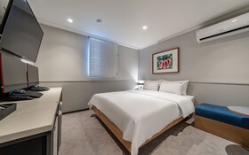 No 25 Hotel