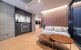 No 25 Hotel