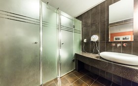 Nokbeon Hotel Galley