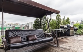 Nokbeon Hotel Galley