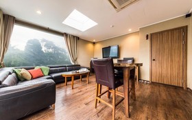 Nokbeon Hotel Galley