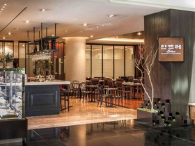 Novotel Ambassador Seoul Gangnam