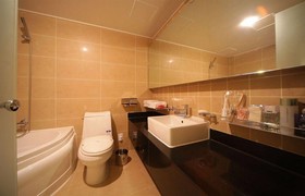 Nox Hotel