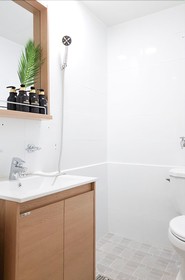 Nuha 70