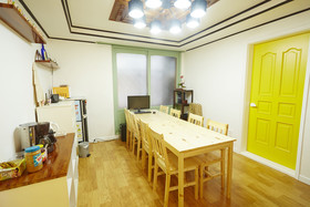 Owl Guesthouse Hostel