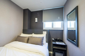 Philstay Myeongdong Metro
