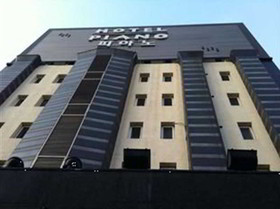 Piano Hotel Suyu
