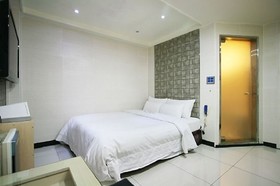 Plex Hotel
