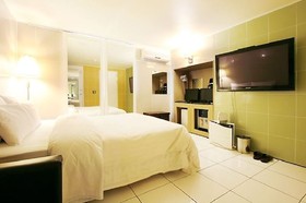 Plex Hotel