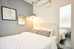 Queen House Hongdae