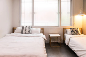 Queen House Hongdae