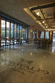 Royal Square Hotel