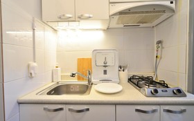 Season Helloworld House - Hostel