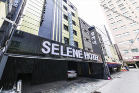 Selene Hotel