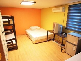 Shinchon Hostel