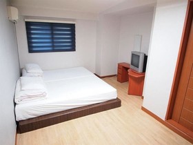 Shinchon Hostel
