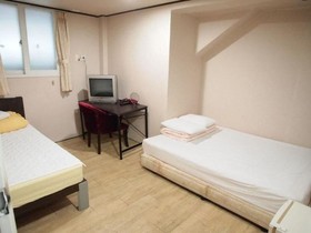 Shinchon Hostel
