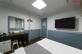 Sinchon Sisters Hostel