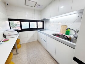 Snowflower Guesthouse