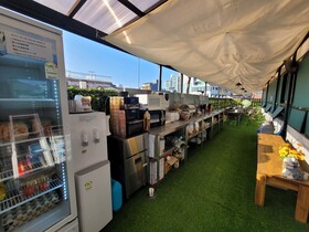 Snowflower Guesthouse