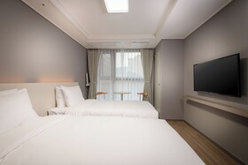 Sollago Myeongdong Hotel & Residence